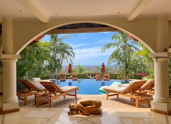 los altos de eros adults only