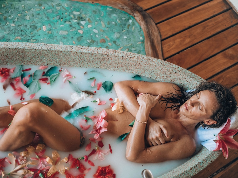 los altos de eros adults only