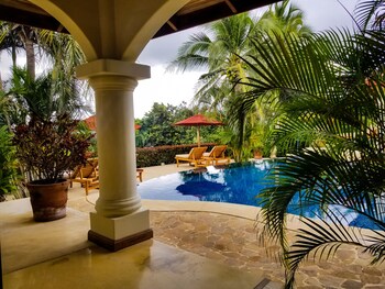 los altos de eros adults only