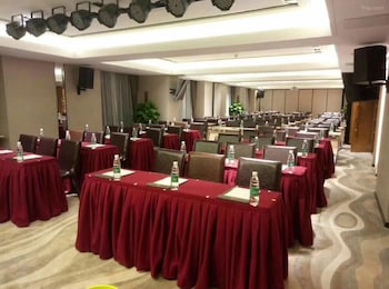 summer international hotel shenzhen