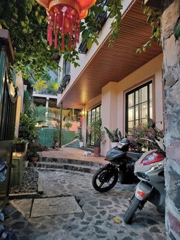 Secret Garden Homestay,,3 star