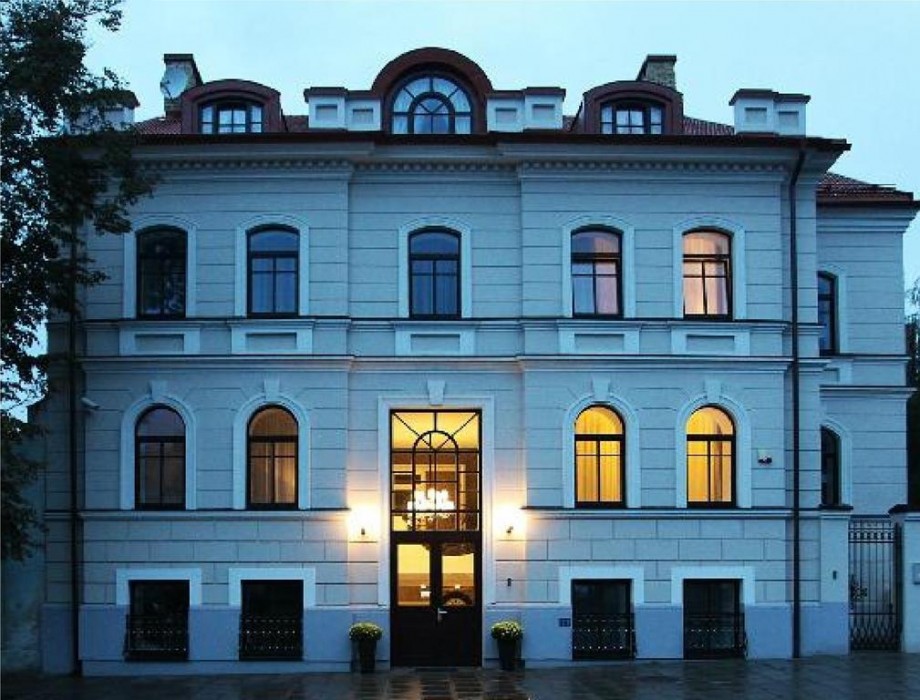 Moon Garden Art Hotel,Vilnius>>Naujamiestis,4 star