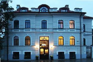 moon garden boutique hotel