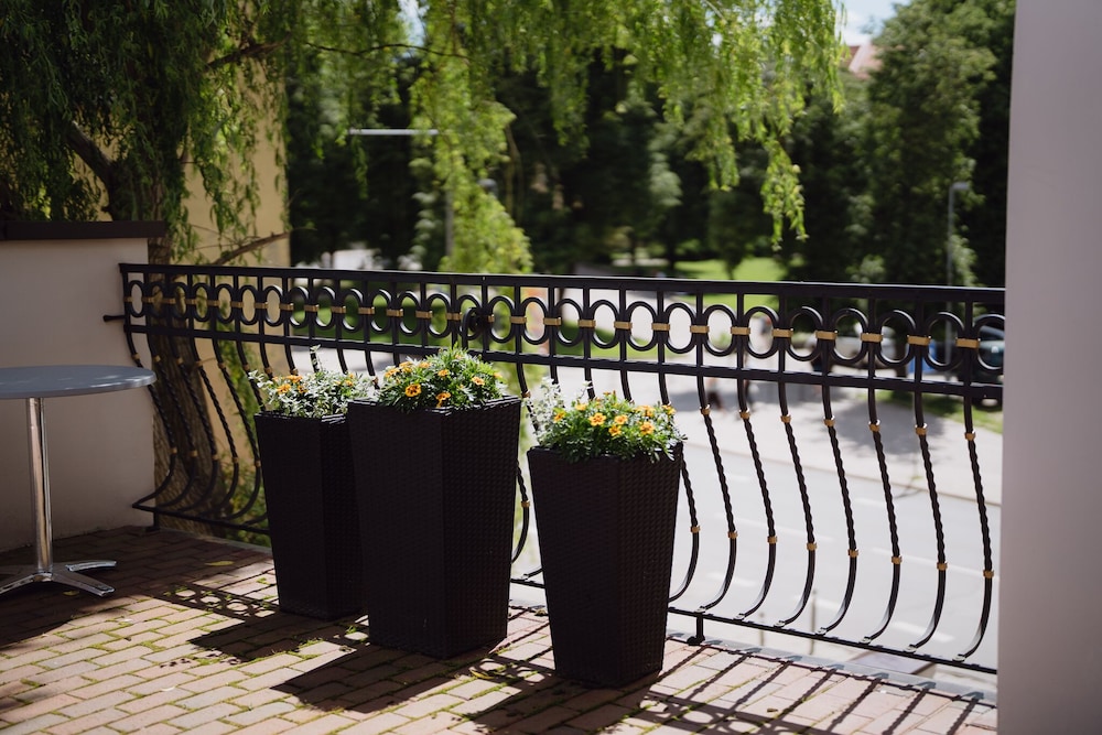 moon garden boutique hotel