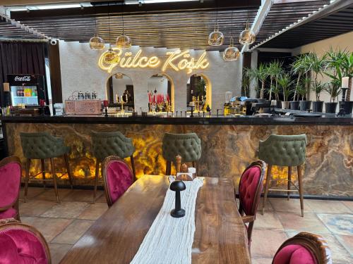 gulce kosk otel and restaurant