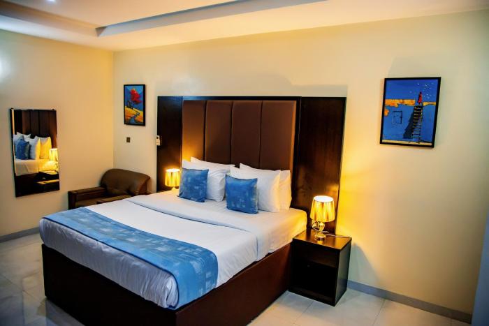 ivotel luxury hotel