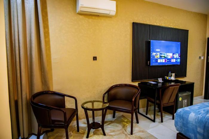ivotel luxury hotel