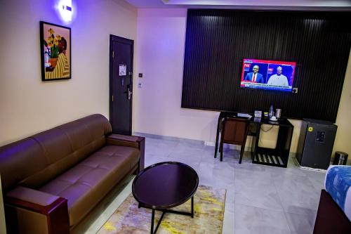ivotel luxury hotel