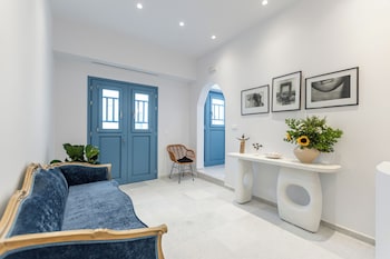 blue art suites