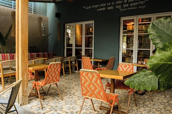 hotel libreria cafe de pombal