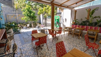 hotel libreria cafe de pombal