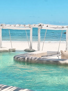 hotel qamar lux