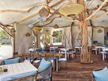 hotel qamar lux