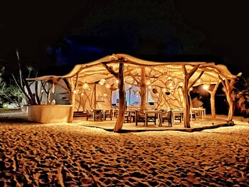 hotel qamar lux