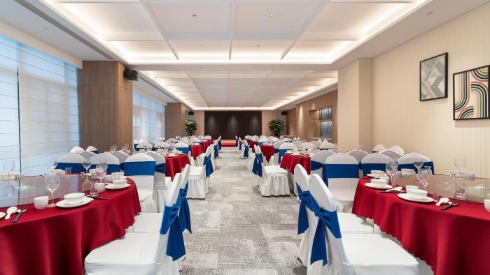 holiday inn express kunming dianchi rixin road by ihg