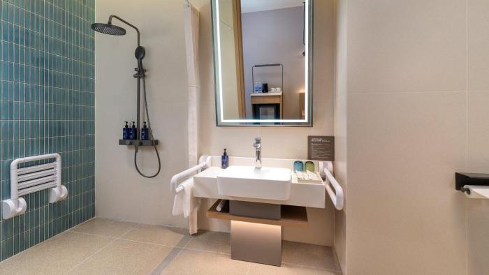 holiday inn express kunming dianchi rixin road by ihg
