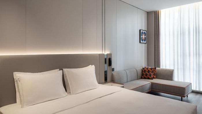 holiday inn express kunming dianchi rixin road by ihg