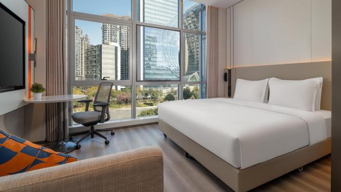 holiday inn express kunming dianchi rixin road by ihg