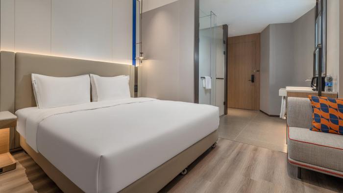 holiday inn express kunming dianchi rixin road by ihg
