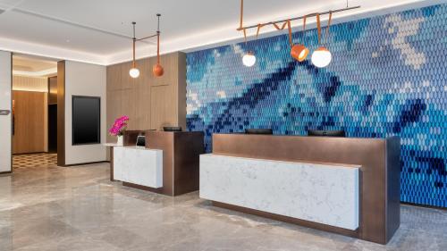 holiday inn express kunming dianchi rixin road by ihg