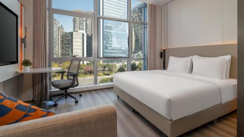 holiday inn express kunming dianchi rixin road by ihg
