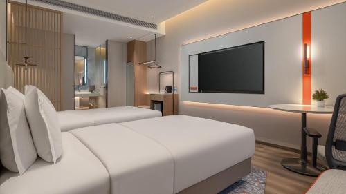 holiday inn express kunming dianchi rixin road by ihg