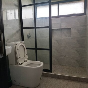 top loft 3 bed penthouse apartment