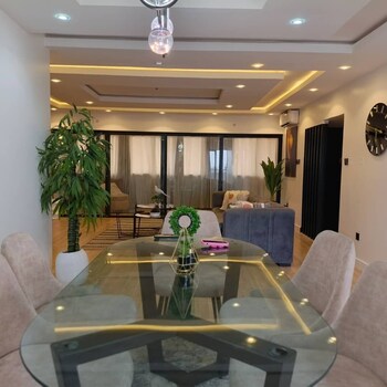 top loft 3 bed penthouse apartment