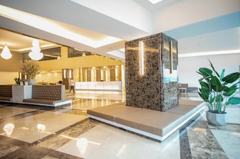 Enrich Grand Hotel,,3 star