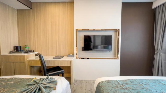enrich grand hotel