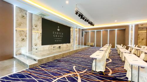 enrich grand hotel