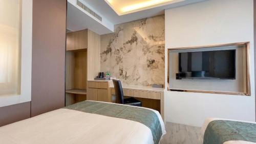 enrich grand hotel