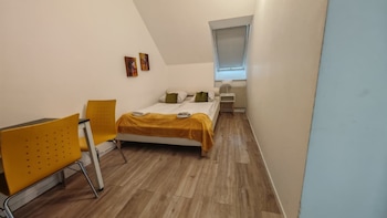 charming 2 apartments for extended stays