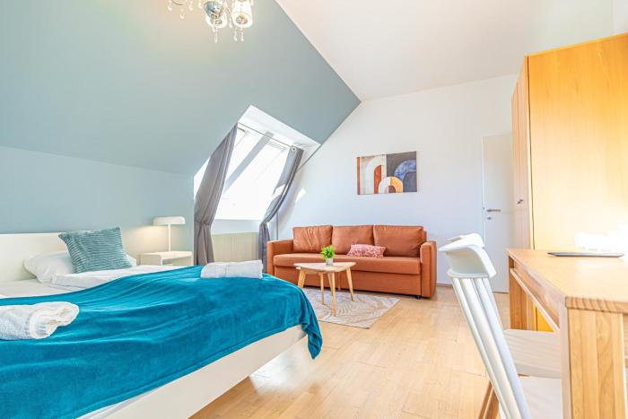 charming 2 apartments for extended stays