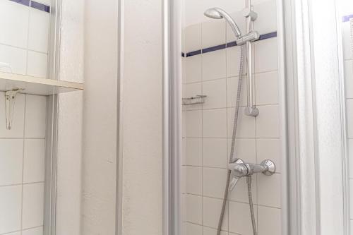 charming 2 apartments for extended stays