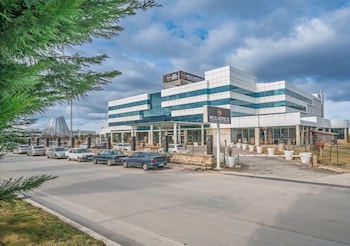 mcg hotels thermal spa convention center