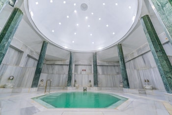 mcg hotels thermal spa convention center