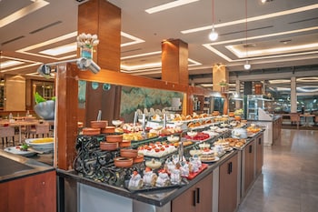 mcg hotels thermal spa convention center