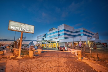 mcg hotels thermal spa convention center
