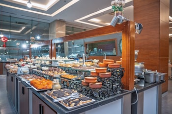 mcg hotels thermal spa convention center