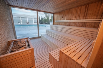 mcg hotels thermal spa convention center