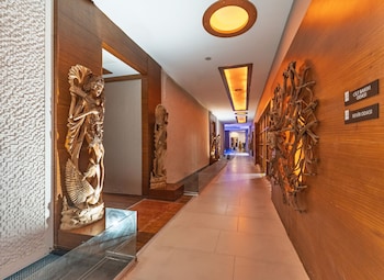 mcg hotels thermal spa convention center
