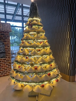 The Light Arena Ocean Tower,,3 star