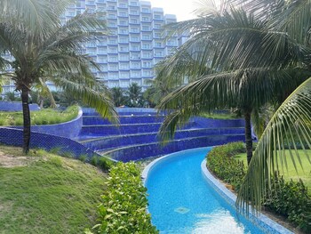the light arena ocean tower