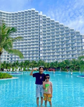the light arena ocean tower