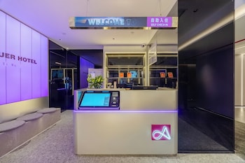 lisi future hotel