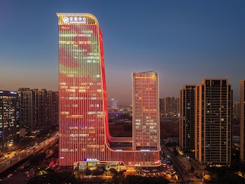 lisi future hotel