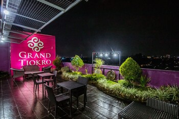 Grand Tjokro Yogyakarta,Magelang>>Depok,4 star