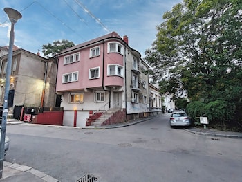 balcesti apartments pumo properties