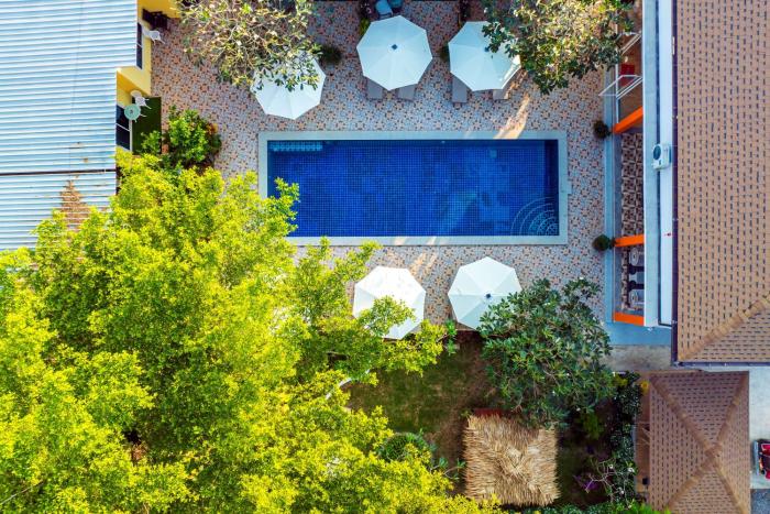 tongtong garden holiday hotel